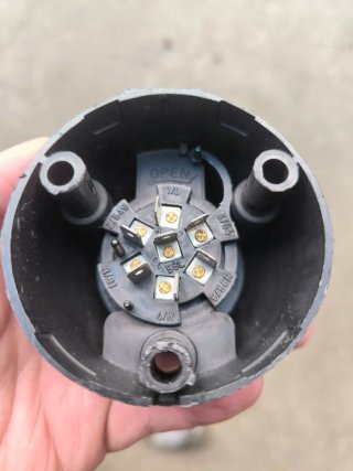 Conector enchufe luces remolque 7 pines