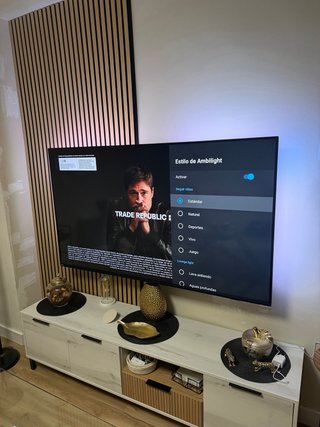 Television Philips 65 Ambilight 4K QLED