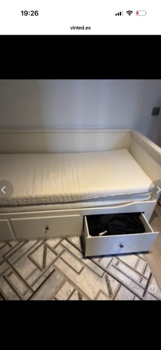 Cama IKEA en muy buen estado