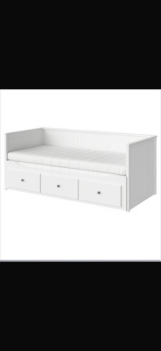 Cama IKEA en muy buen estado