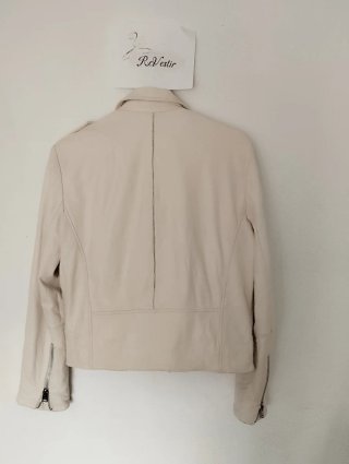 Cazadora polipiel blanca Mango