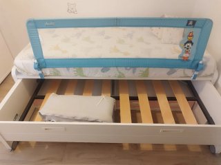 Cama infantil 1m x 1.90m con barrera