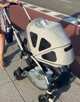 Carro Bugaboo Bee 5 Gris y negro Classic completo