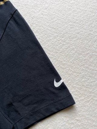 Camiseta Nike Just Do It Logo Dorado Talla XXL