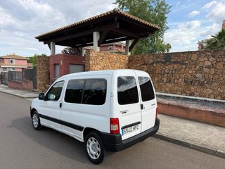 Peugeot Partner 2012