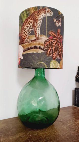 Pantalla de lámpara con estampado de cebra