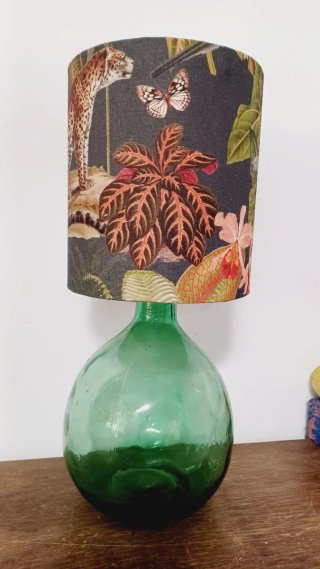 Pantalla de lámpara con estampado de cebra