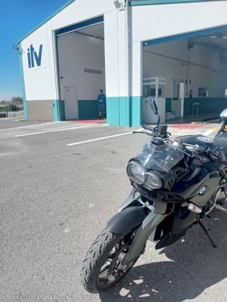 BMW K1300R