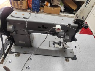 Máquina de coser Adler 204-2