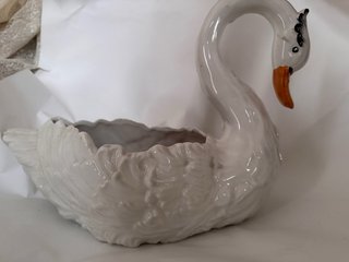Jardinera Cisne Cerámica Blanca