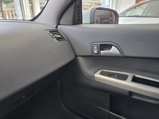 Volvo C30 2.0 145 Momentum 3p
