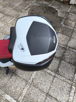 Maleta Givi V47 y soporte metalico Givi BMW F800GS
