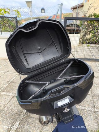 Maleta Givi V47 y soporte metalico Givi BMW F800GS