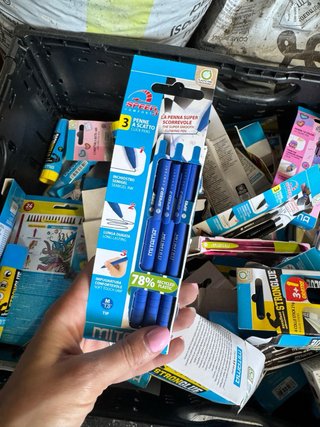 Set cancelleria Mitama nuovo, 20 pezzi €40.