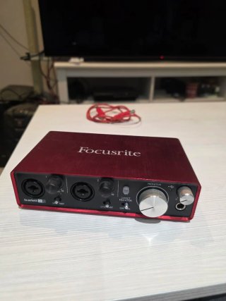 Focusrite Scarlett 2i2 2nd Gen Interfaz Audio