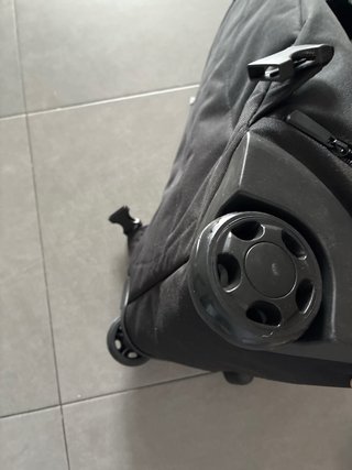 Maleta de cabina FedEx negra