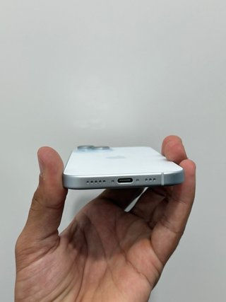 iPhone 15 (128gb)