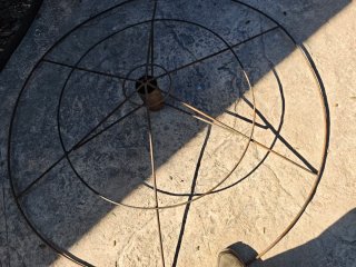 Estructura de sombrilla de metal