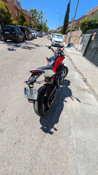 Husqvarna Nuda 900 R