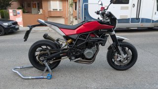 Husqvarna Nuda 900 R