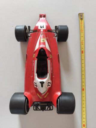 Ferrari T2 Burago Gilles Villeneuve
