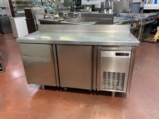 Mesa Fría 1.5m Seminueva