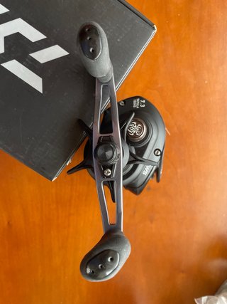 Carrete Daiwa TATULA TWS 150HS