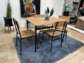 Mesa Comedor con 4 Sillas