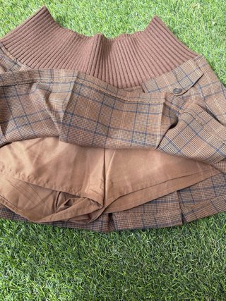 Falda-Pantalón Stradivarius Estilo Colegial