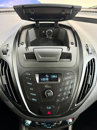 Ford Transit Courier 2020