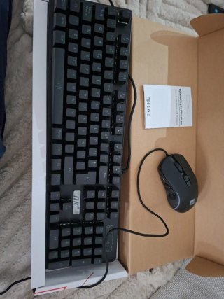 Teclado Mecánico NK + Ratón RGB