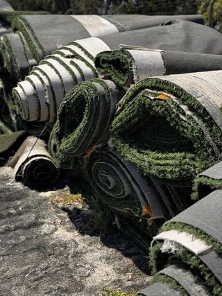 VENTA DE CÉSPED ARTIFICIAL RECICLADO