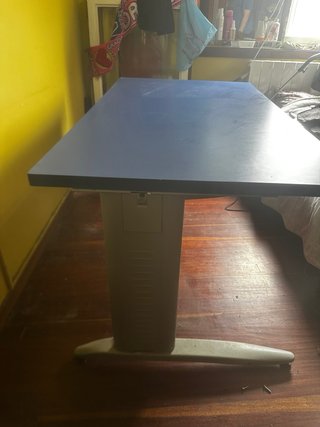 Mesa estudio azul