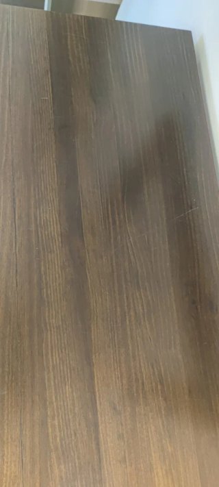 Cómoda de madera con espejo