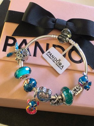 Pulsera Rígida Pandora Charms