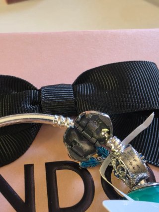 Pulsera Rígida Pandora Charms