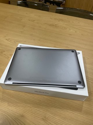 MacBook Pro 16 i9 32GB RAM 1TB SSD