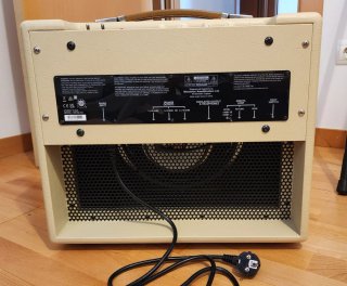 Blackstar Studio 10 6L6 Amplificador Valvular