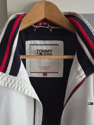 Cazadora Tommy Jeans Blanca Talla M
