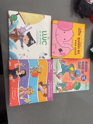 Lote 4 libros infantiles