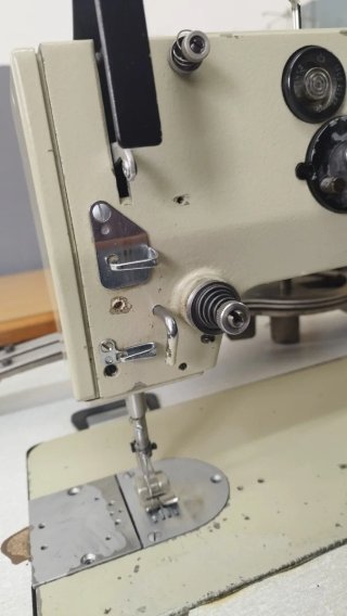 Máquina de coser GLOBAL ZZ 568
