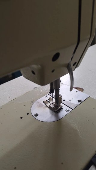 Máquina de coser GLOBAL ZZ 568