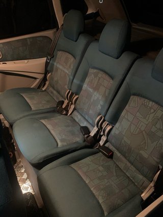 Nissan Almera Tino 2001