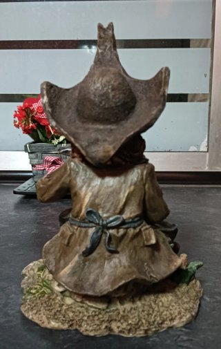 Figura duende zapatero artesanal