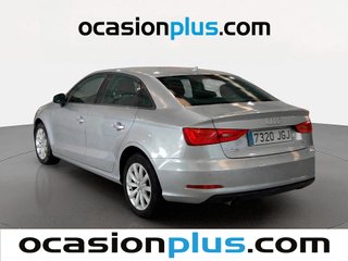 Audi A3 Sedan Attracted 1.6 TDI clean diesel 81 kW (110 CV)