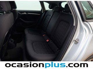 Audi A3 Sedan Attracted 1.6 TDI clean diesel 81 kW (110 CV)