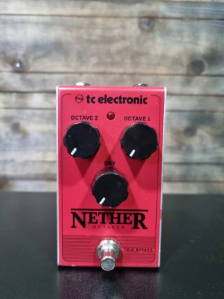Pedal Guitarra TC Electronic Nether Octaver