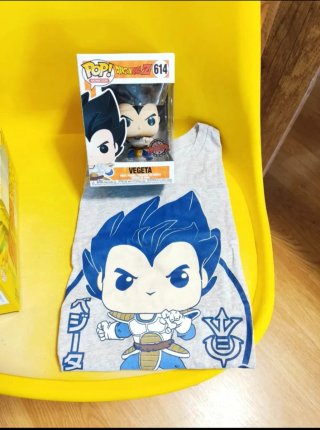 Funko Pop Dragon Ball Z+camiseta talla M NUEVO.