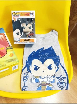Funko Pop Dragon Ball Z+camiseta talla M NUEVO.