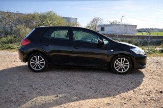 Toyota Auris 2009
